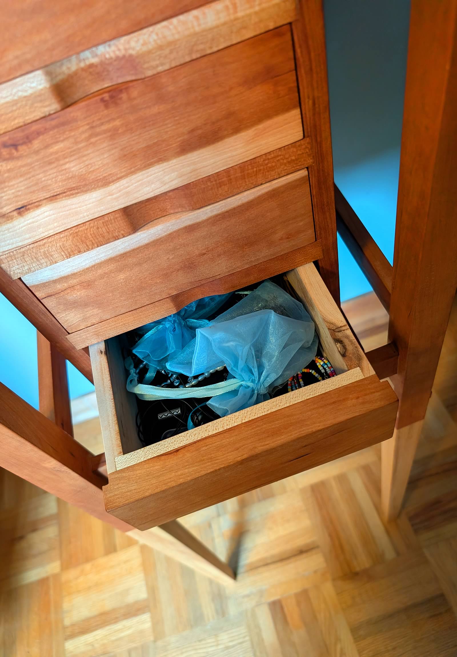 PXL_20251231_190125348_1600